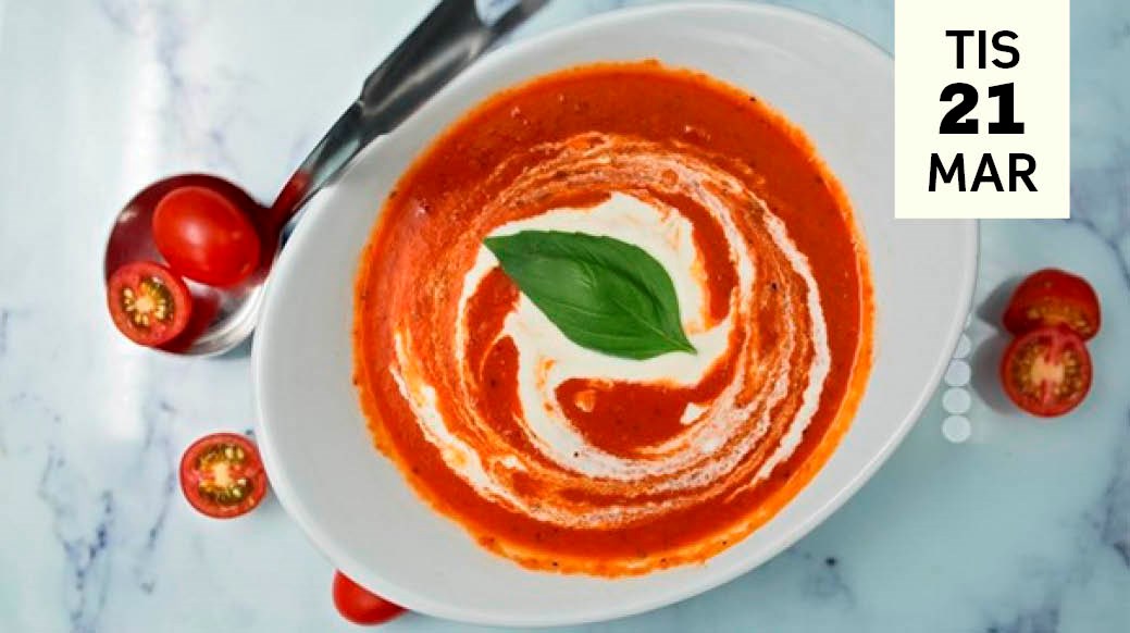 Soppskål, med tomatsoppa, gräddfil och grönt blad