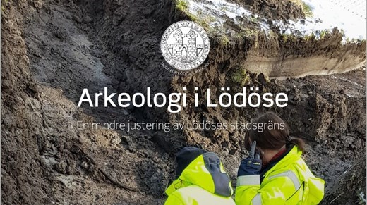 två arkeologer i lera
